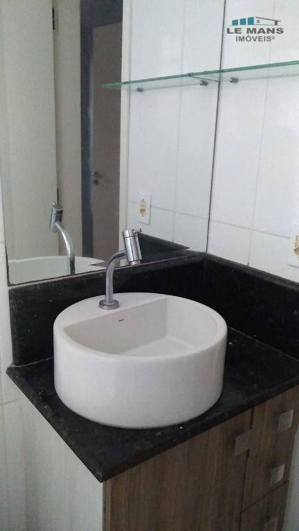 Apartamento à venda com 2 quartos, 54m² - Foto 11