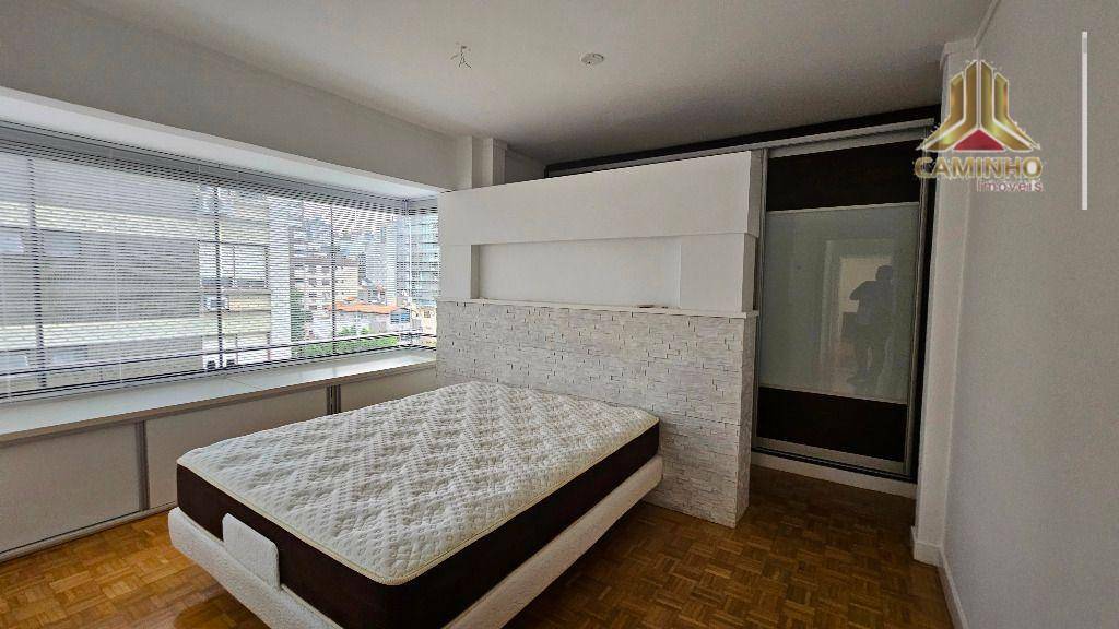 Apartamento à venda com 3 quartos, 149m² - Foto 29