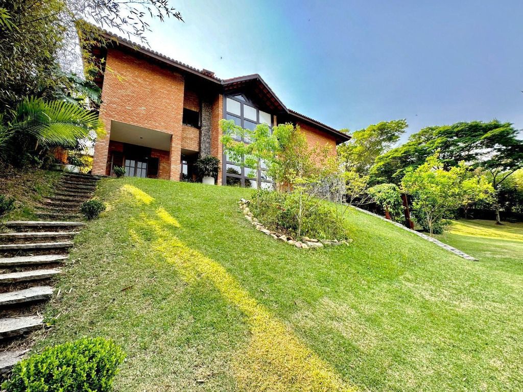 Casa de Condomínio à venda com 4 quartos, 623m² - Foto 1