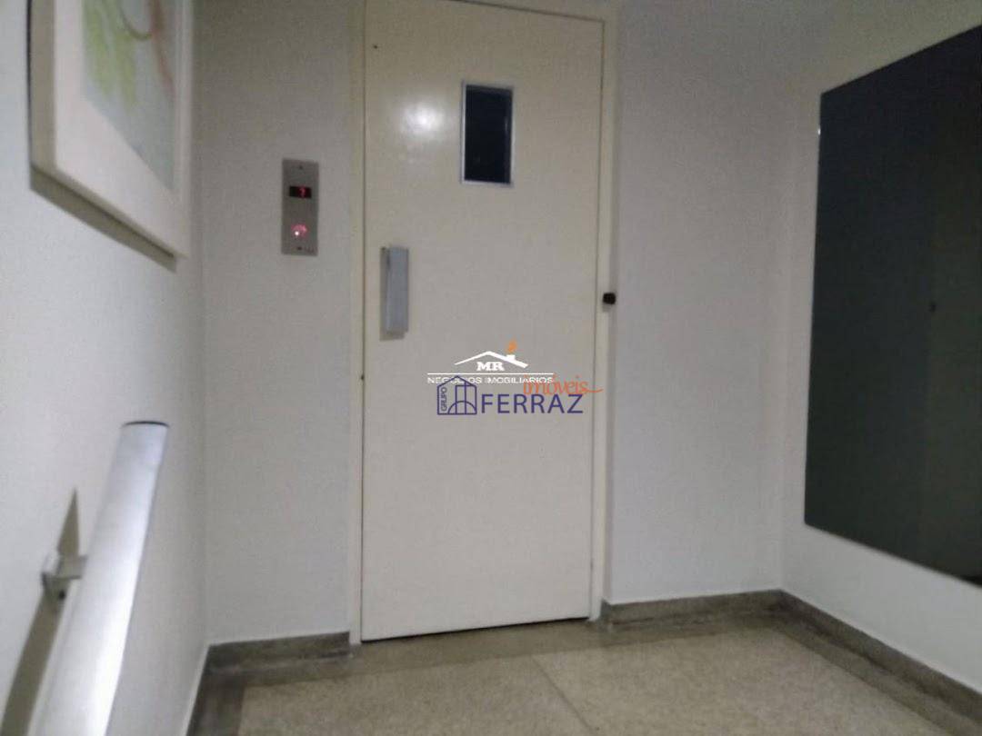 Apartamento à venda com 3 quartos, 167m² - Foto 13