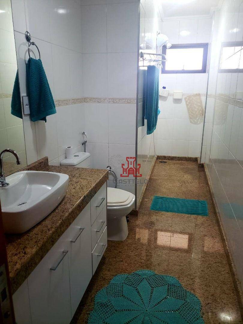 Casa à venda com 3 quartos, 360m² - Foto 9