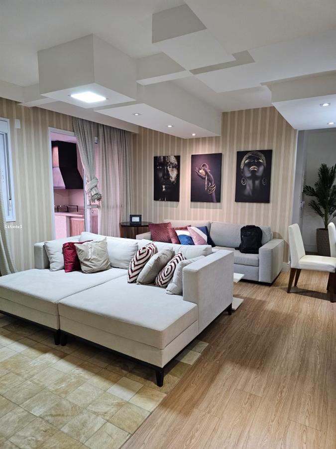 Apartamento à venda com 2 quartos, 95m² - Foto 1