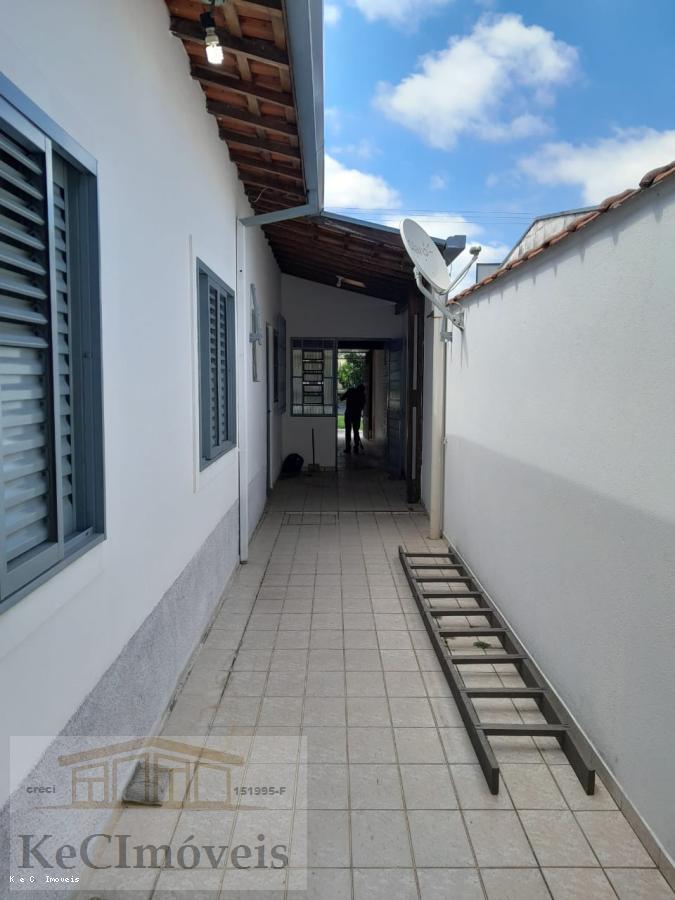 Casa à venda com 3 quartos, 150m² - Foto 6