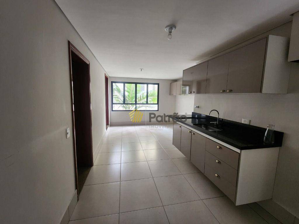 Apartamento à venda com 4 quartos, 207m² - Foto 10