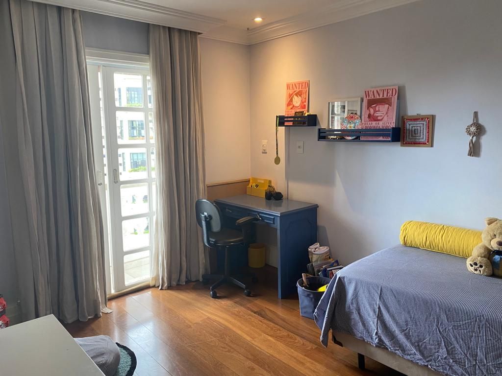 Apartamento à venda com 3 quartos, 200m² - Foto 8