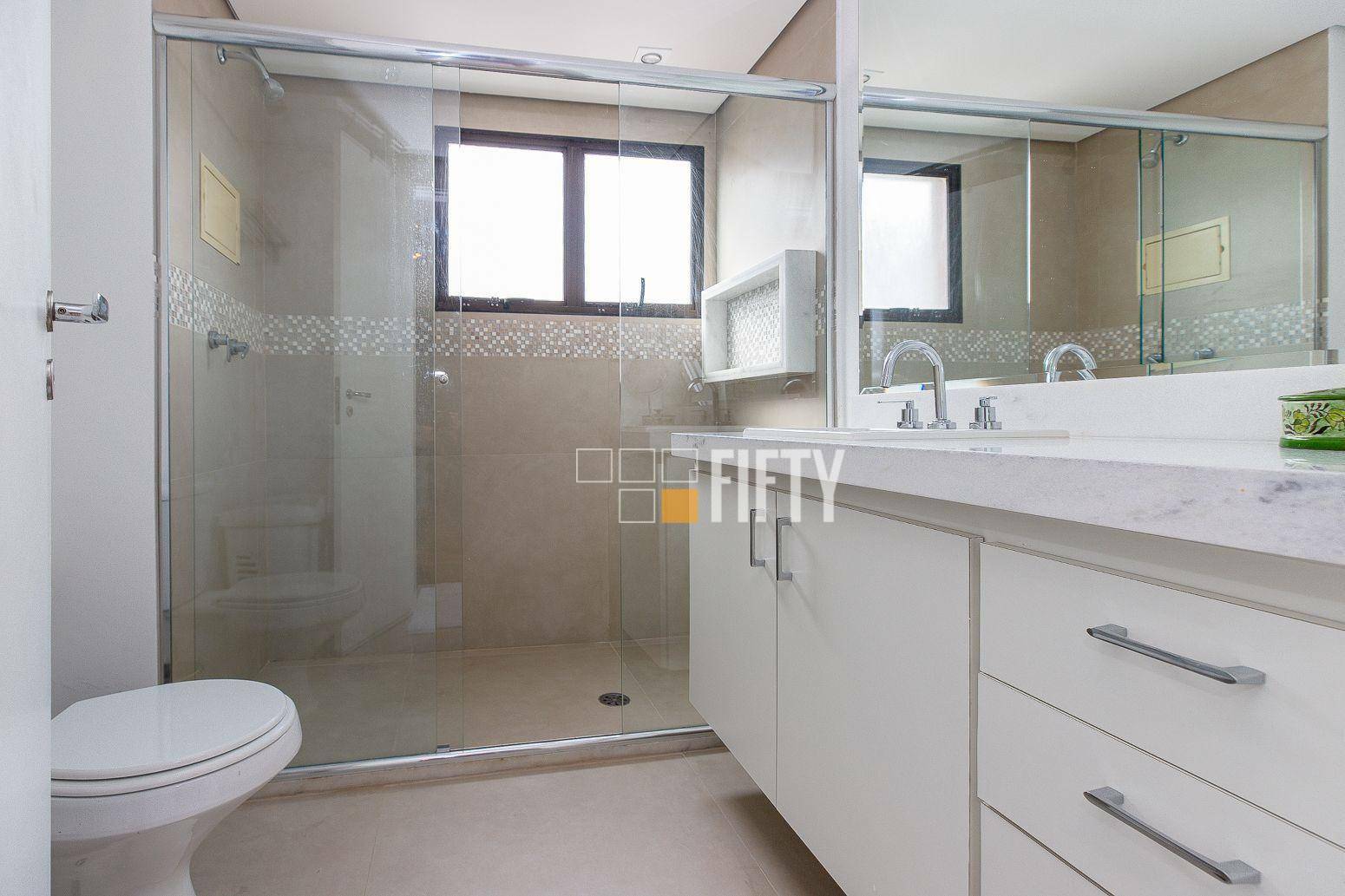 Apartamento para alugar com 4 quartos, 209m² - Foto 21