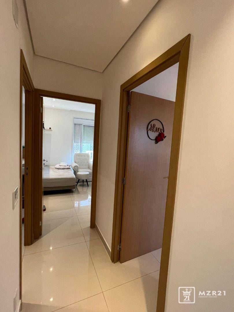 Apartamento à venda com 4 quartos, 209m² - Foto 19