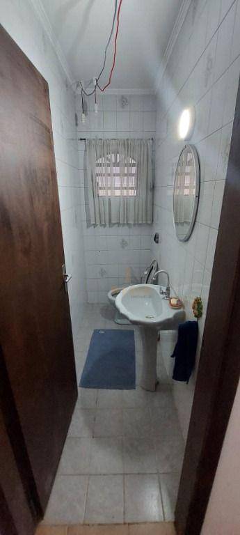 Sobrado à venda e aluguel com 3 quartos, 165m² - Foto 24