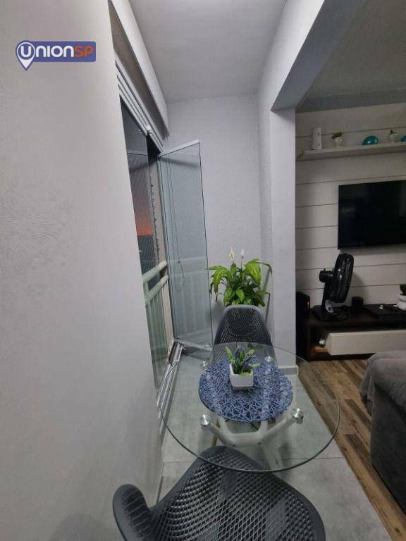 Apartamento à venda com 2 quartos, 50m² - Foto 4