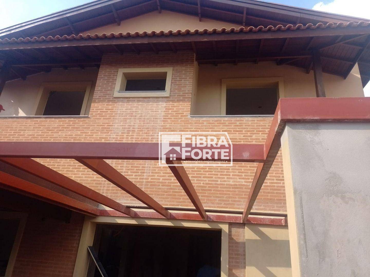 Casa de Condomínio à venda com 4 quartos, 400m² - Foto 2