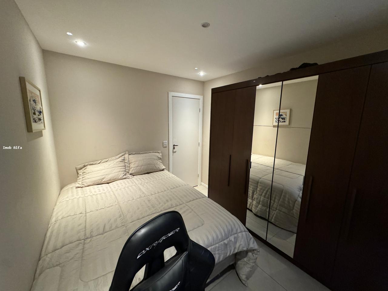 Apartamento à venda com 3 quartos, 94m² - Foto 13