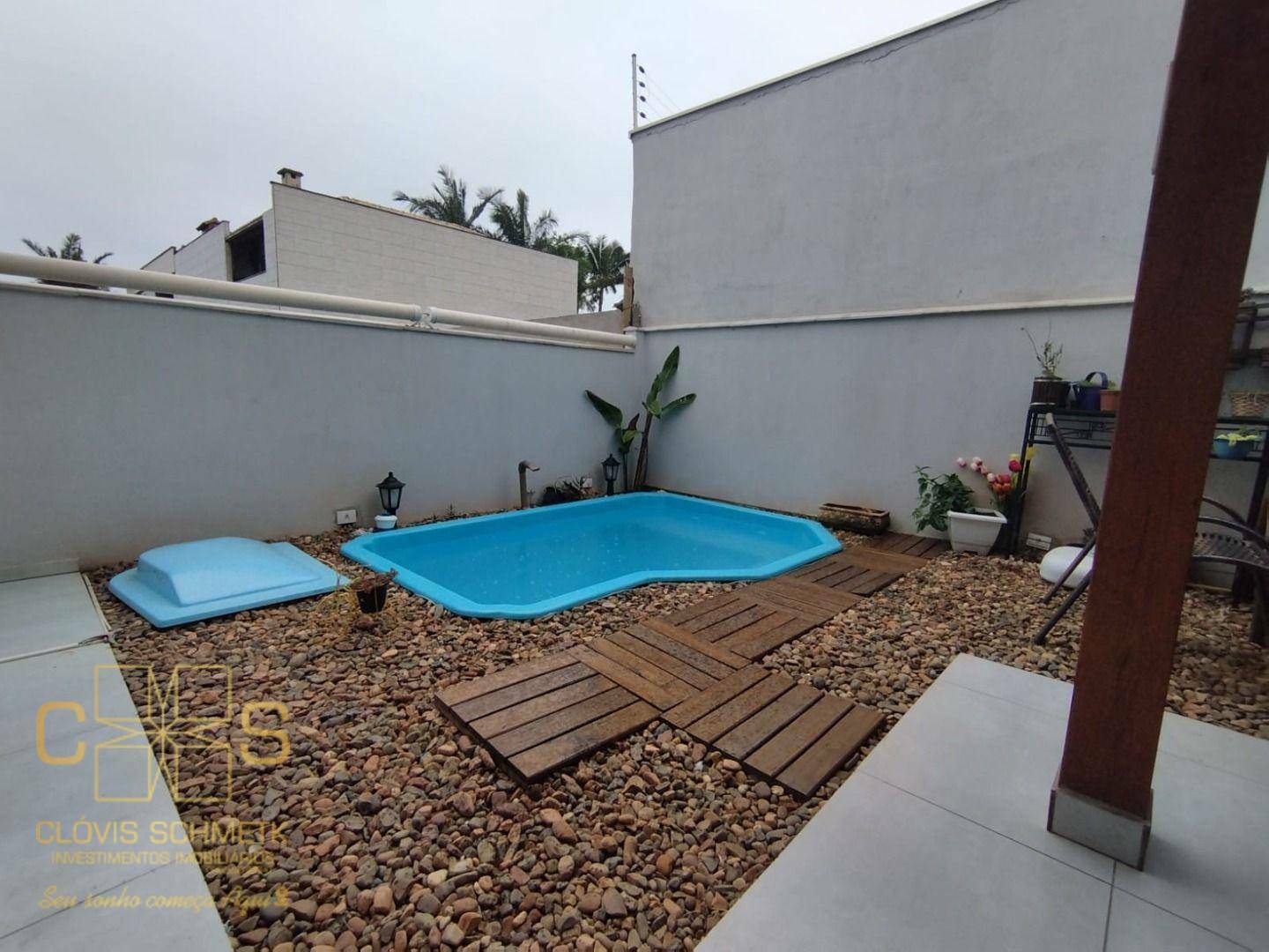 Casa à venda com 3 quartos, 85m² - Foto 3