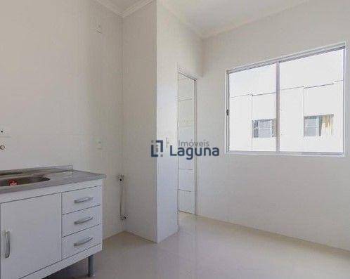 Apartamento à venda com 2 quartos, 60m² - Foto 3