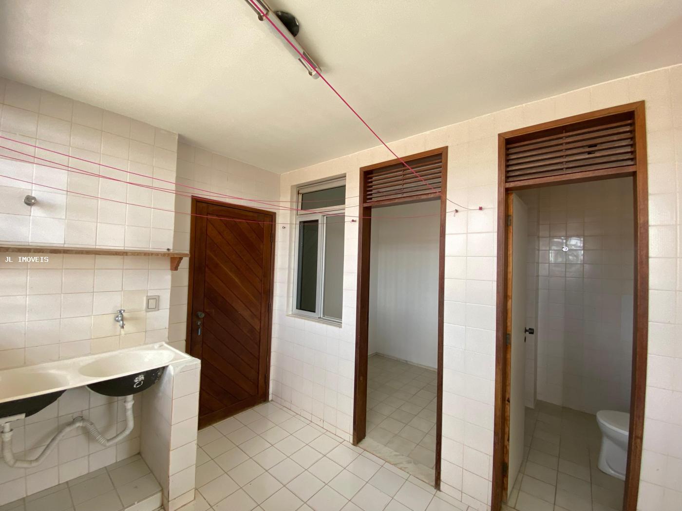 Apartamento para alugar com 3 quartos, 187m² - Foto 9