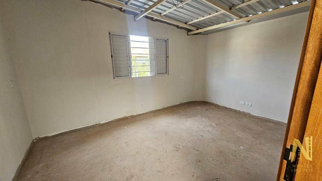 Casa à venda com 4 quartos, 118m² - Foto 16