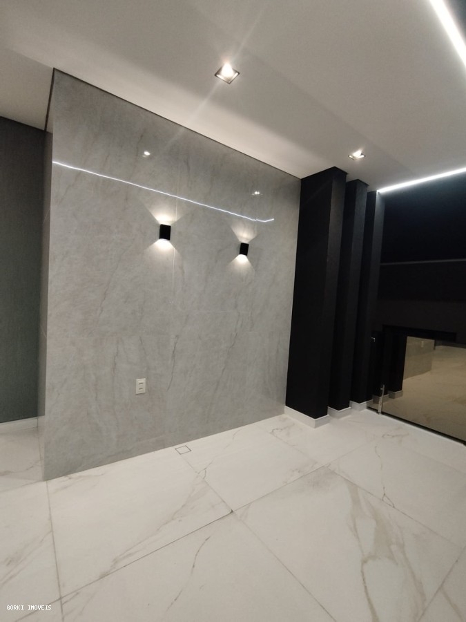 Casa à venda com 4 quartos, 275m² - Foto 7