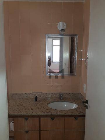 Apartamento à venda com 2 quartos, 66m² - Foto 11