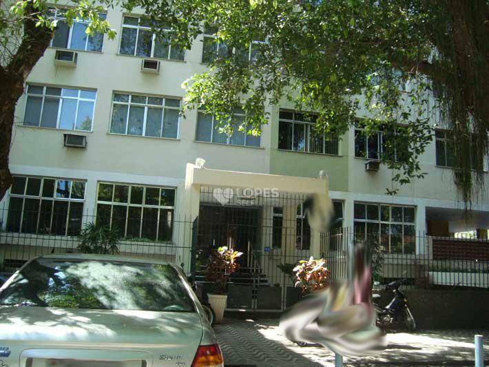 Apartamento à venda com 3 quartos, 119m² - Foto 9