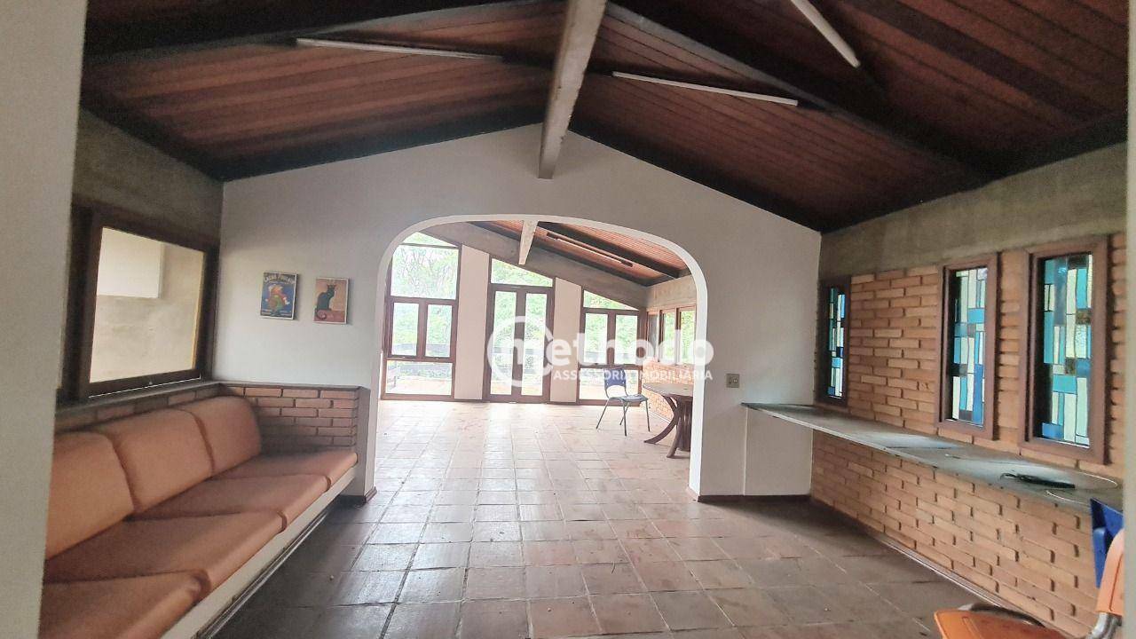 Casa à venda com 8 quartos, 564m² - Foto 10