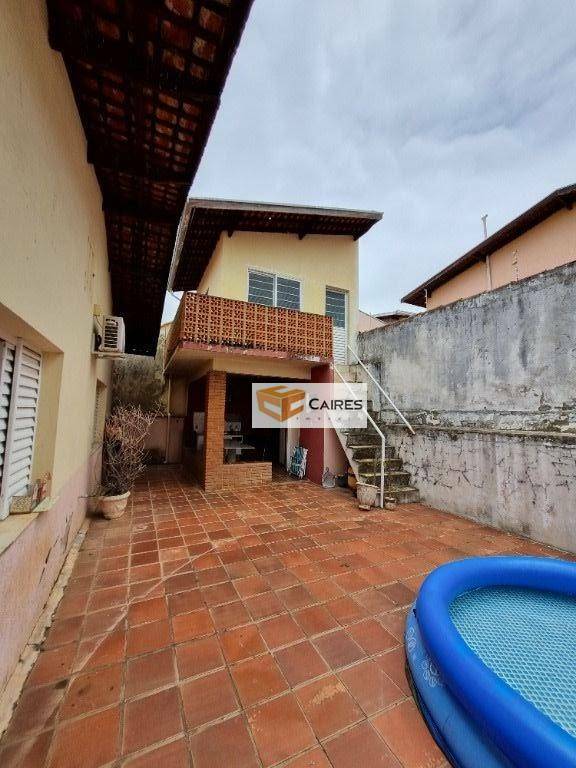 Casa à venda com 3 quartos, 220m² - Foto 22