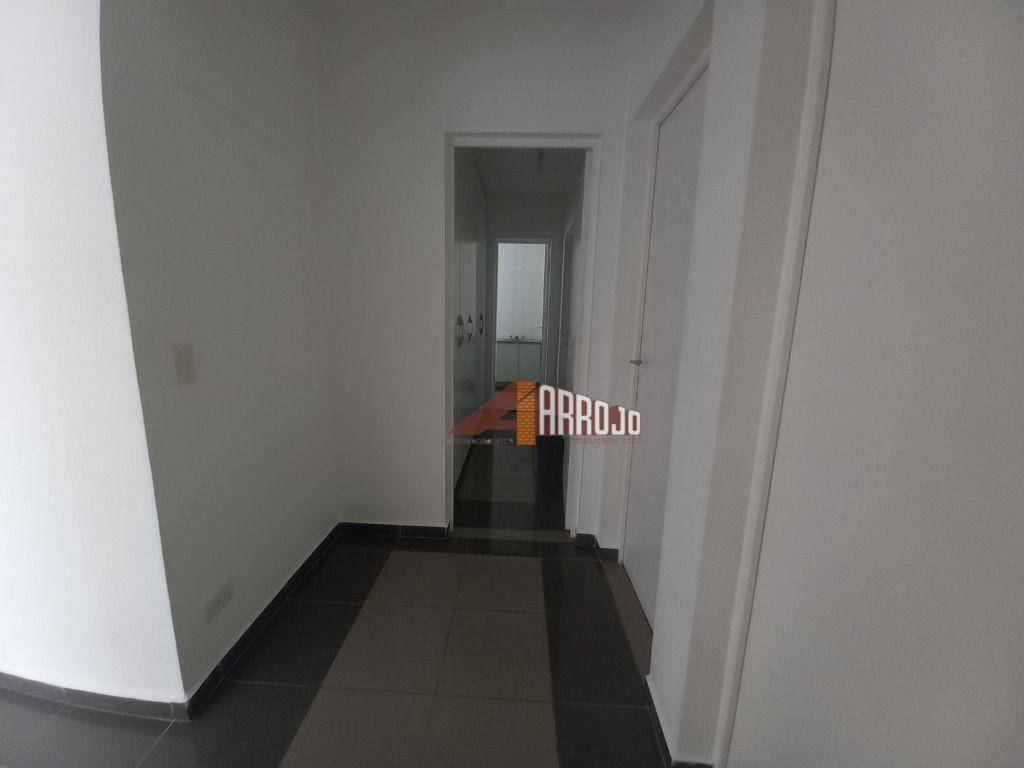 Apartamento à venda com 3 quartos, 115m² - Foto 11