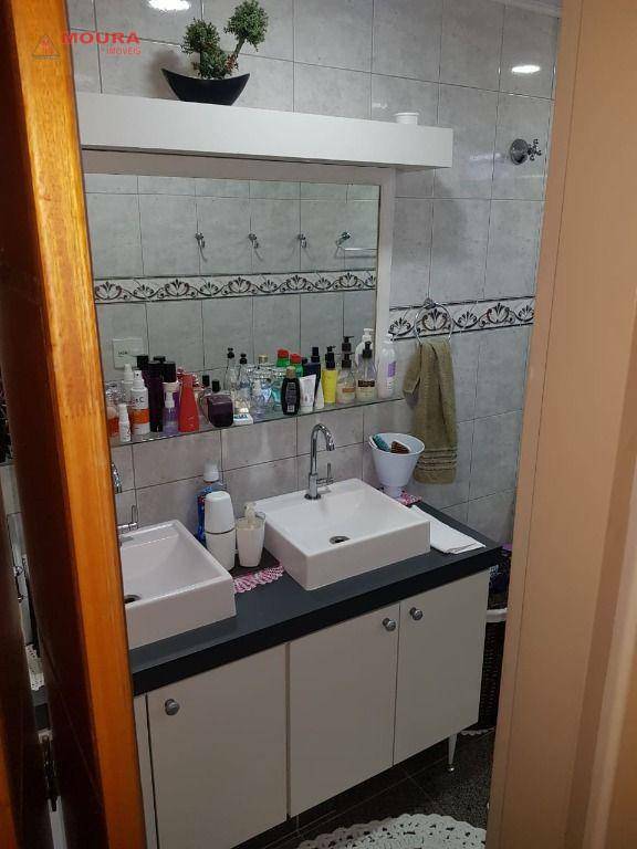 Apartamento à venda com 2 quartos, 60m² - Foto 18