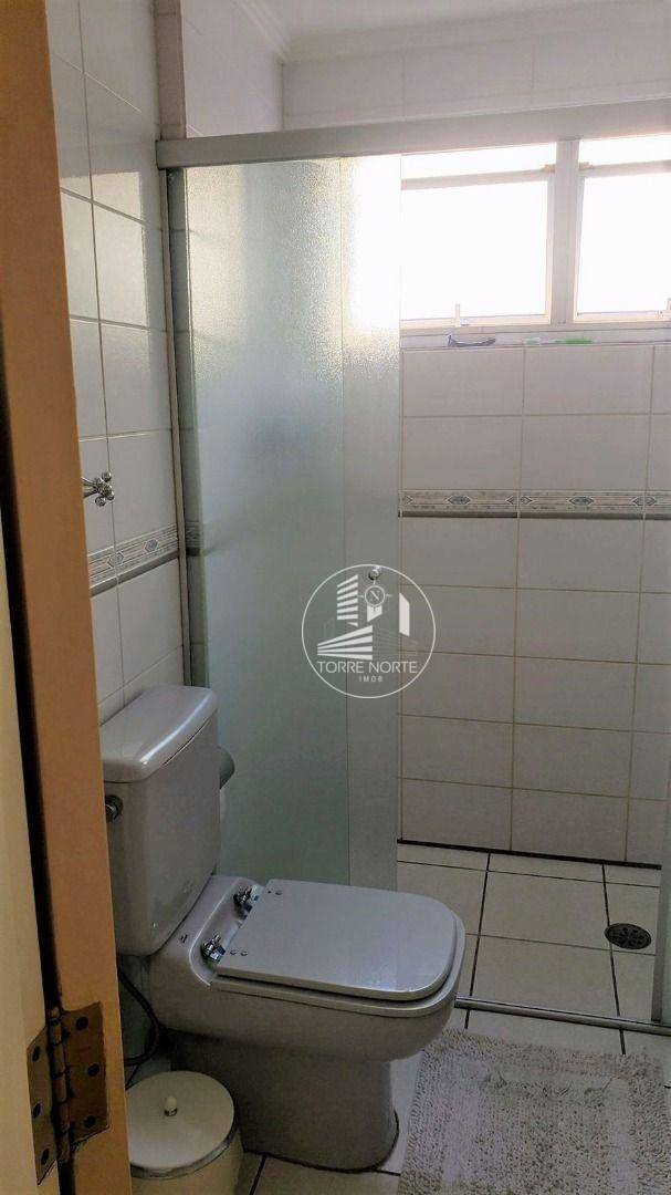 Apartamento à venda com 3 quartos, 160m² - Foto 17