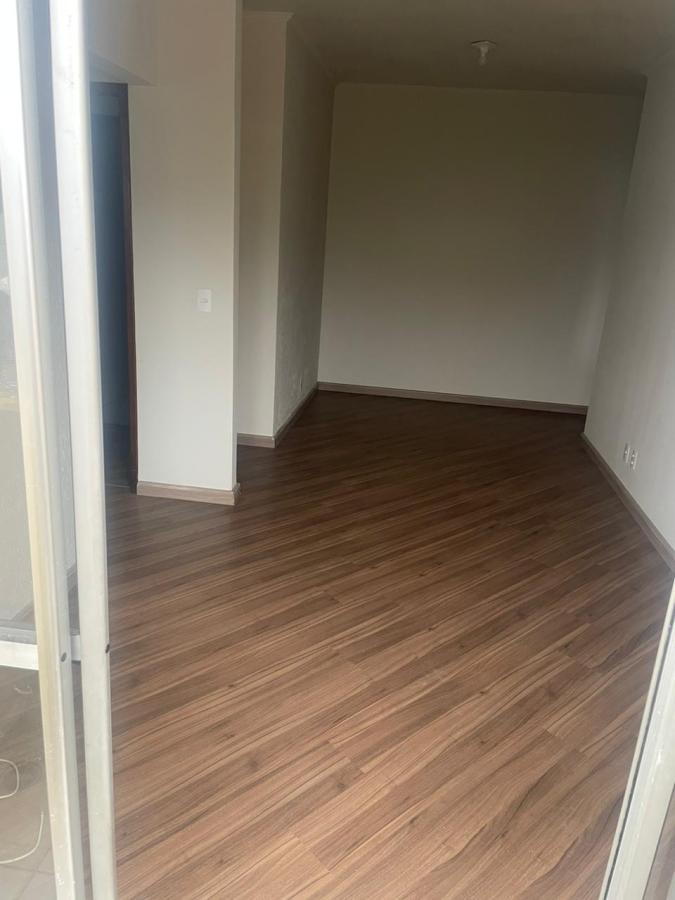 Apartamento à venda com 2 quartos, 65m² - Foto 4