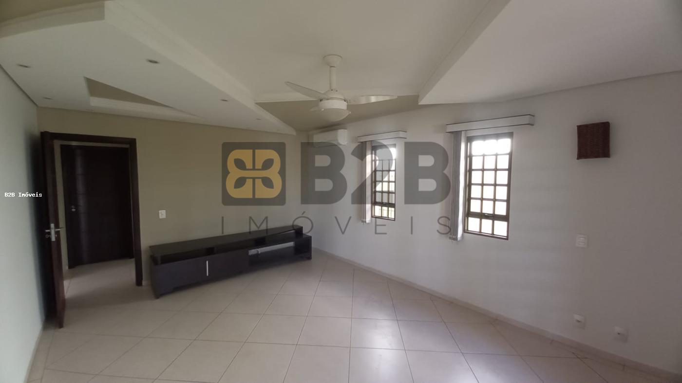 Casa à venda com 3 quartos, 260m² - Foto 13