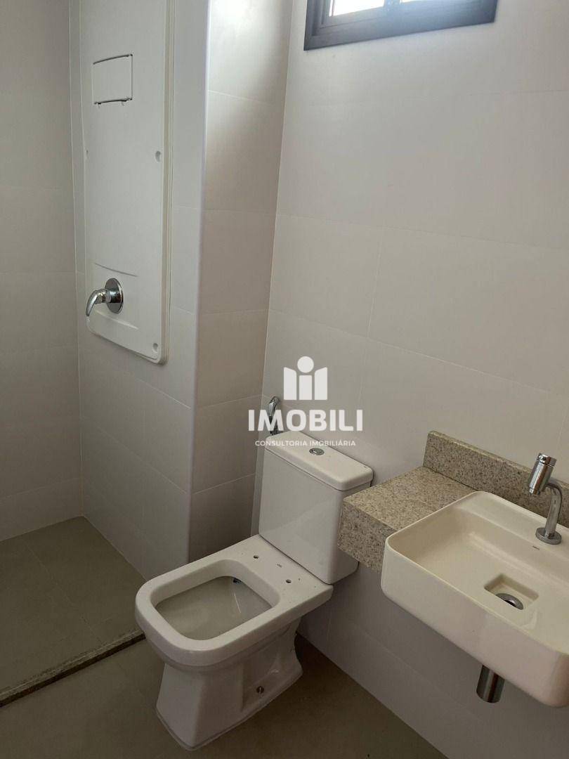 Apartamento à venda com 2 quartos, 70m² - Foto 18