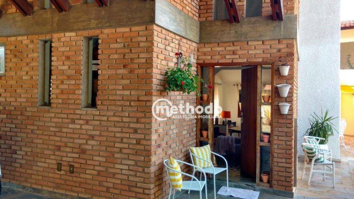 Casa à venda e aluguel com 3 quartos, 279m² - Foto 3