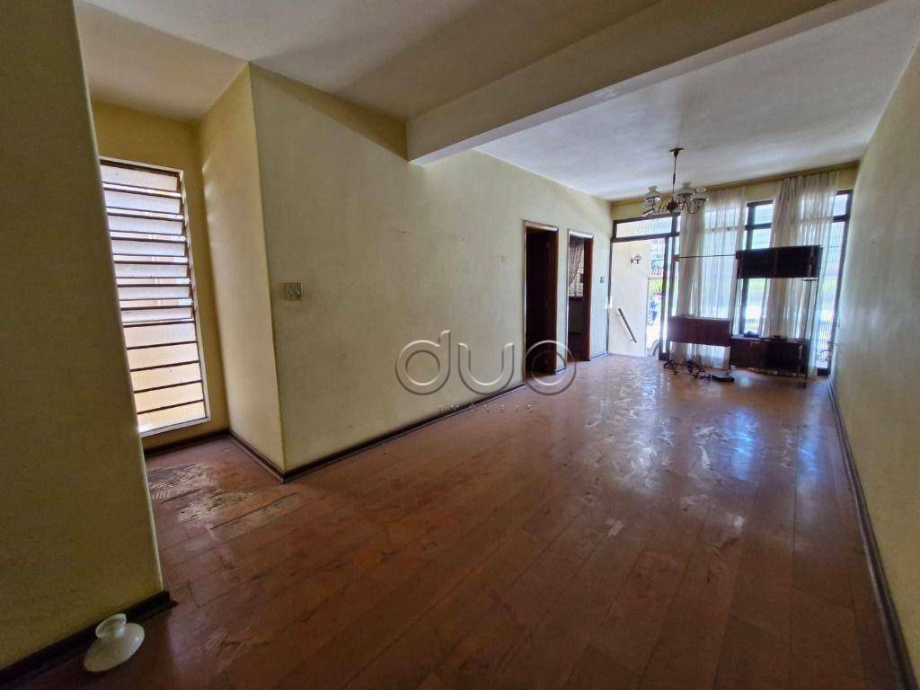 Casa à venda com 5 quartos, 205m² - Foto 18