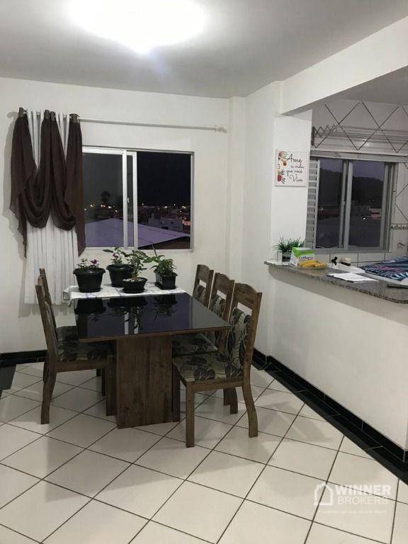 Apartamento à venda com 2 quartos, 70m² - Foto 3