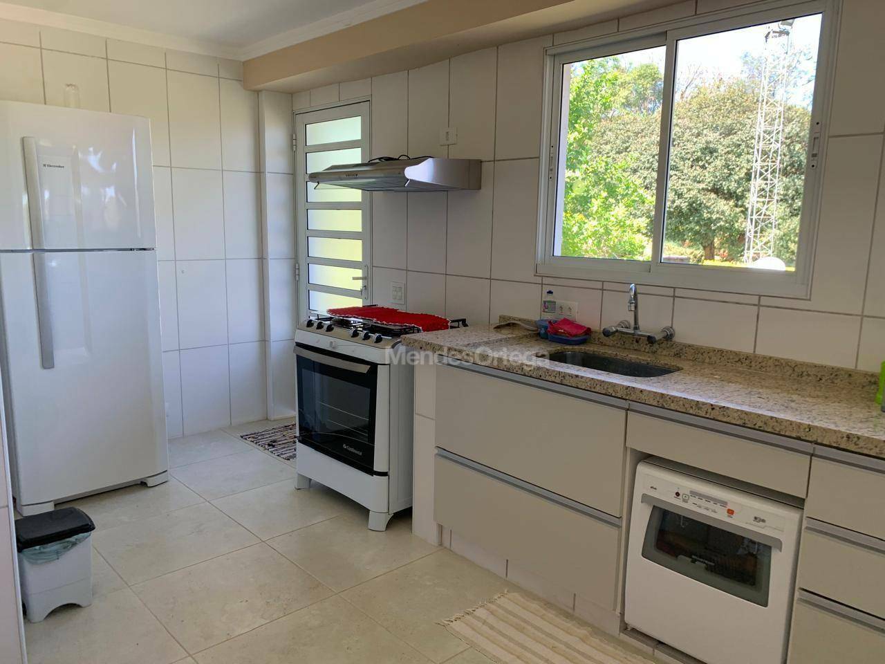 Chácara para alugar com 4 quartos, 893m² - Foto 15