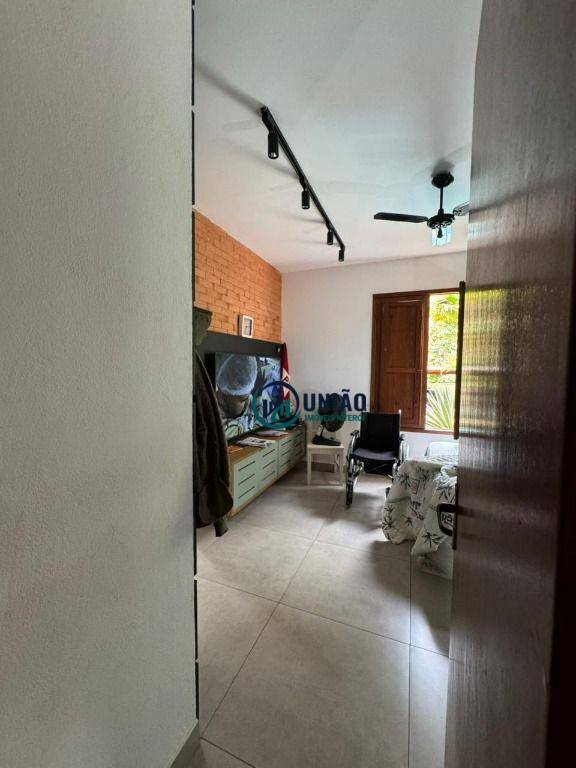 Casa à venda com 4 quartos, 1000m² - Foto 66