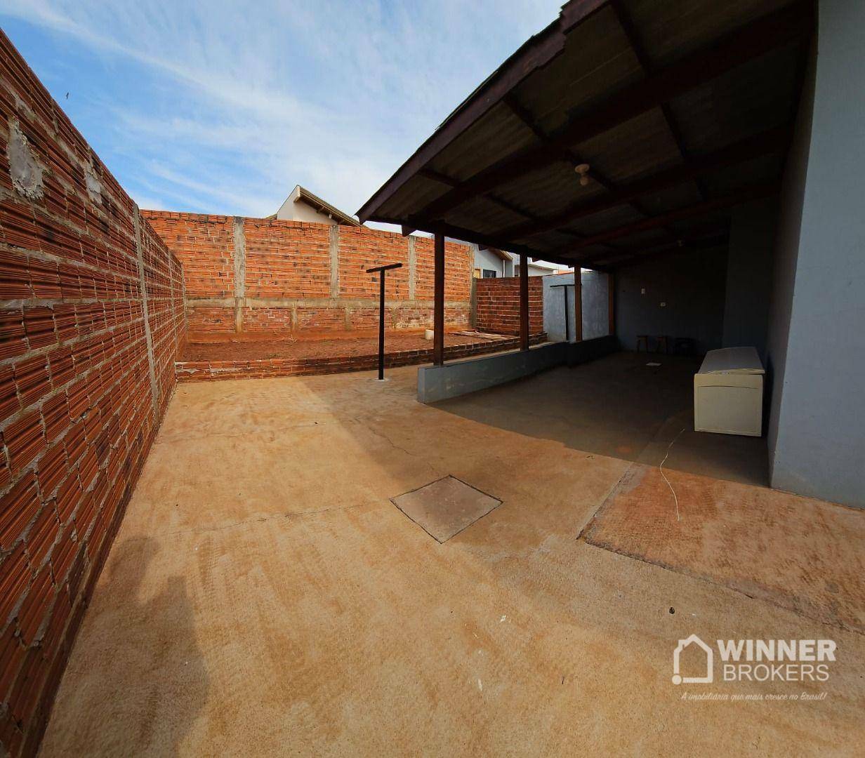Casa à venda com 2 quartos, 70m² - Foto 3