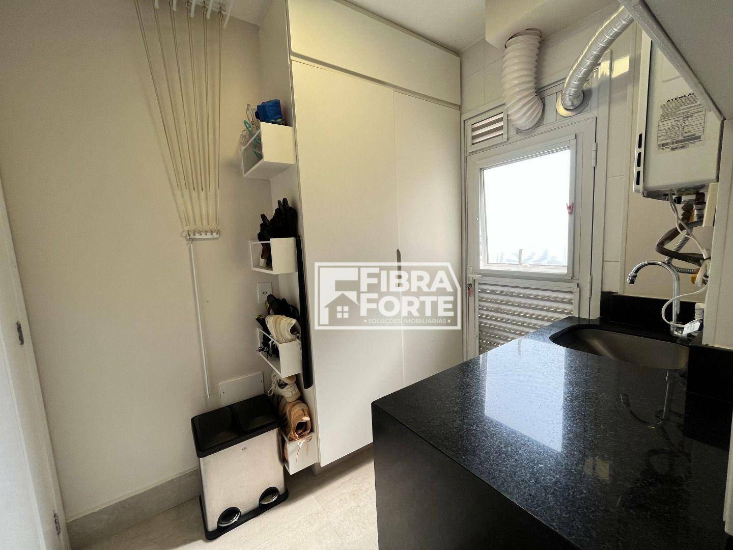 Apartamento à venda com 3 quartos, 137m² - Foto 12