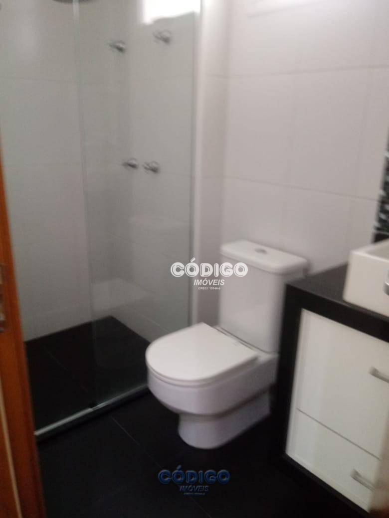 Apartamento à venda com 3 quartos, 134m² - Foto 4