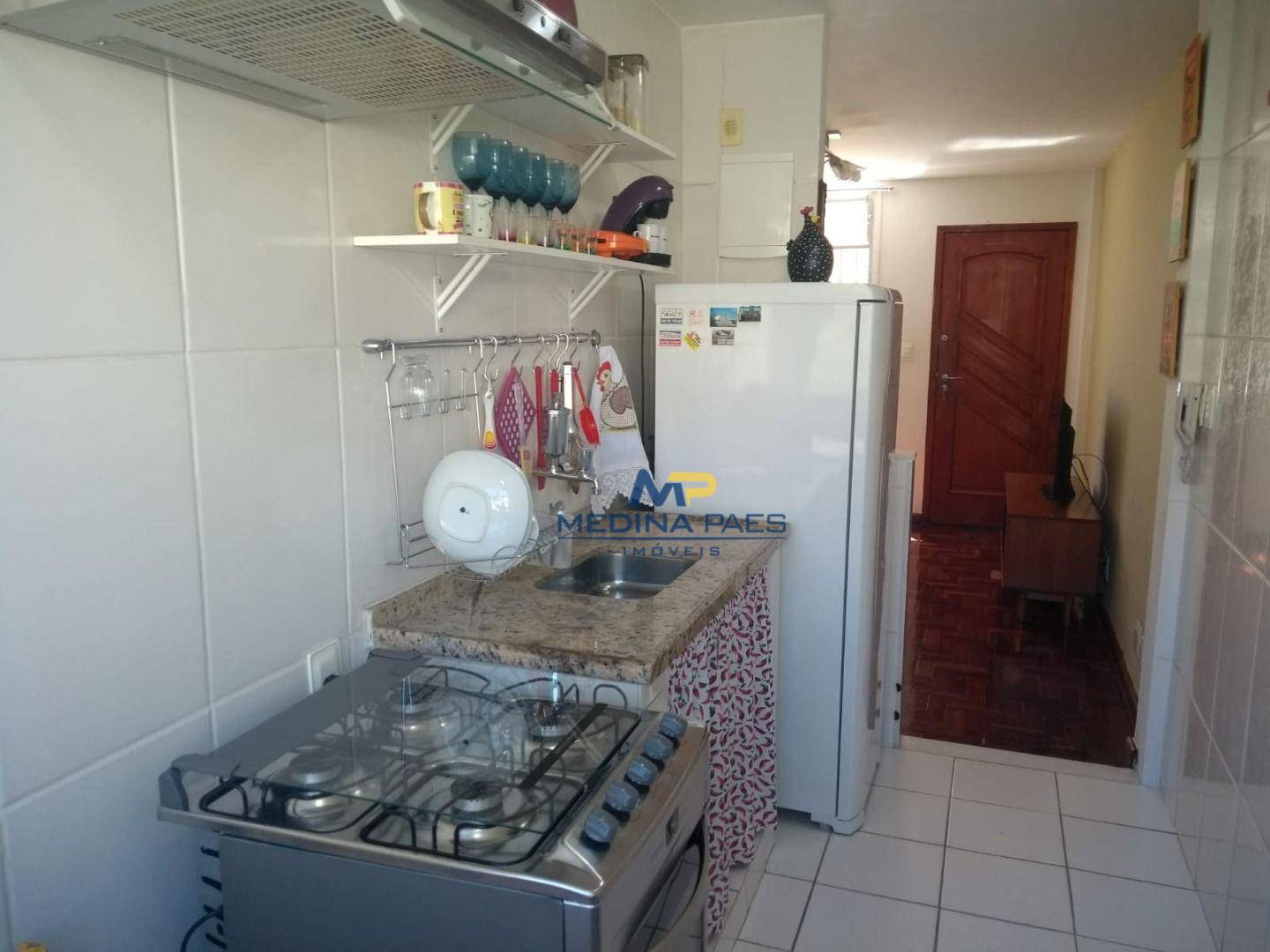 Apartamento à venda com 2 quartos, 60m² - Foto 4