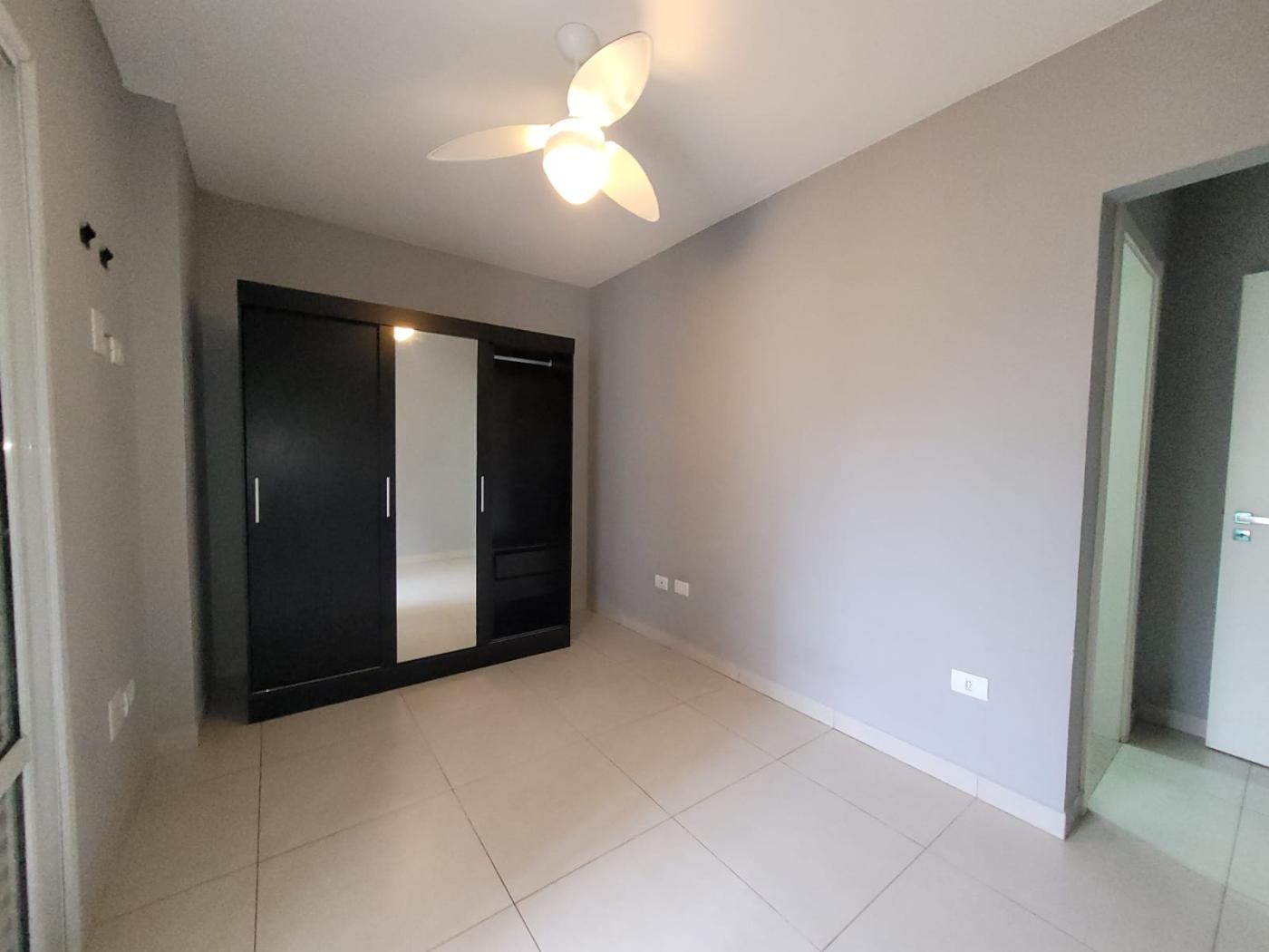 Apartamento para alugar com 3 quartos, 124m² - Foto 26