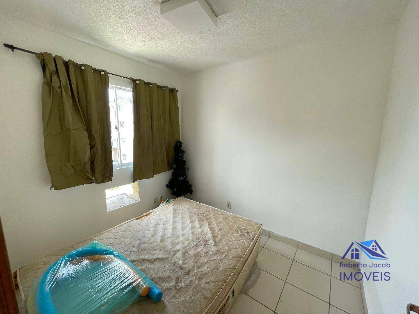 Apartamento à venda com 3 quartos, 50m² - Foto 4