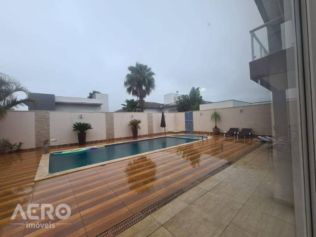 Casa de Condomínio à venda com 3 quartos, 283m² - Foto 8