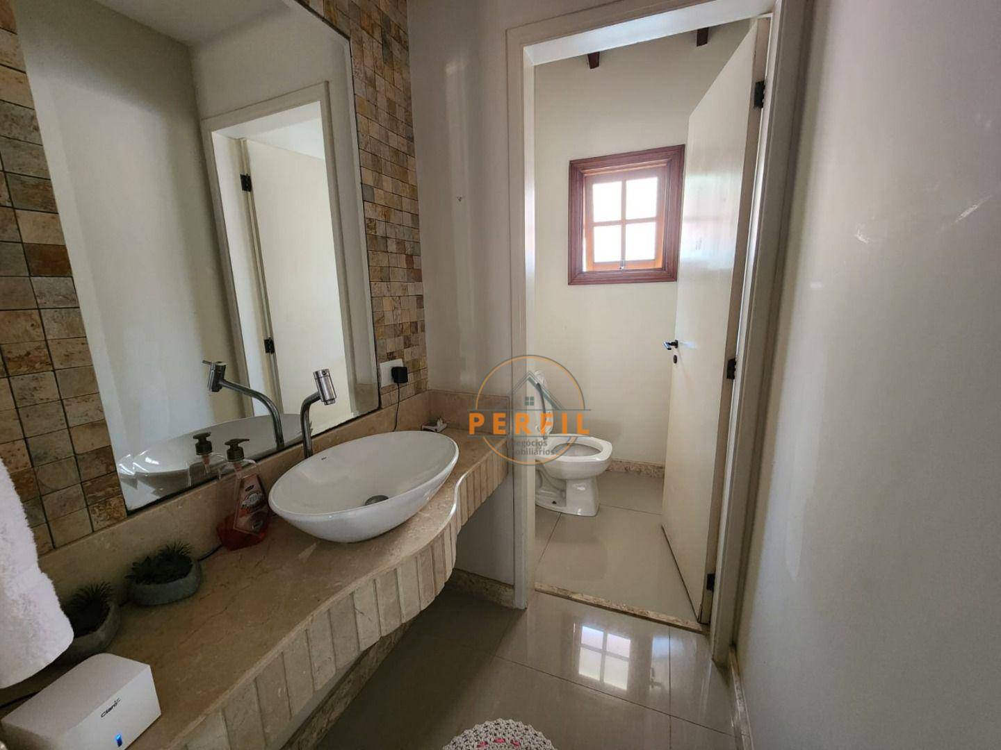 Casa de Condomínio à venda com 5 quartos, 238m² - Foto 6