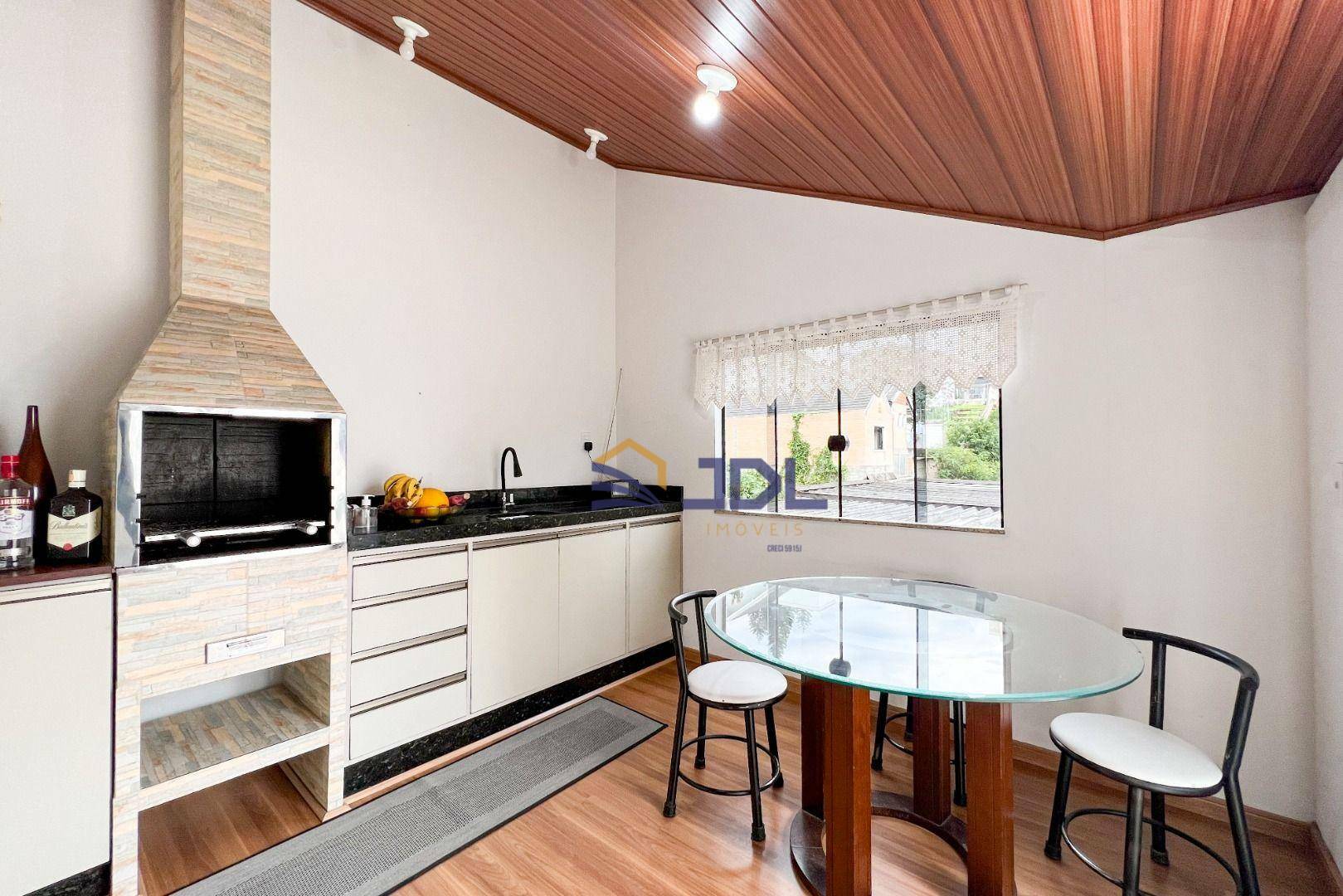 Casa à venda com 3 quartos, 200m² - Foto 5