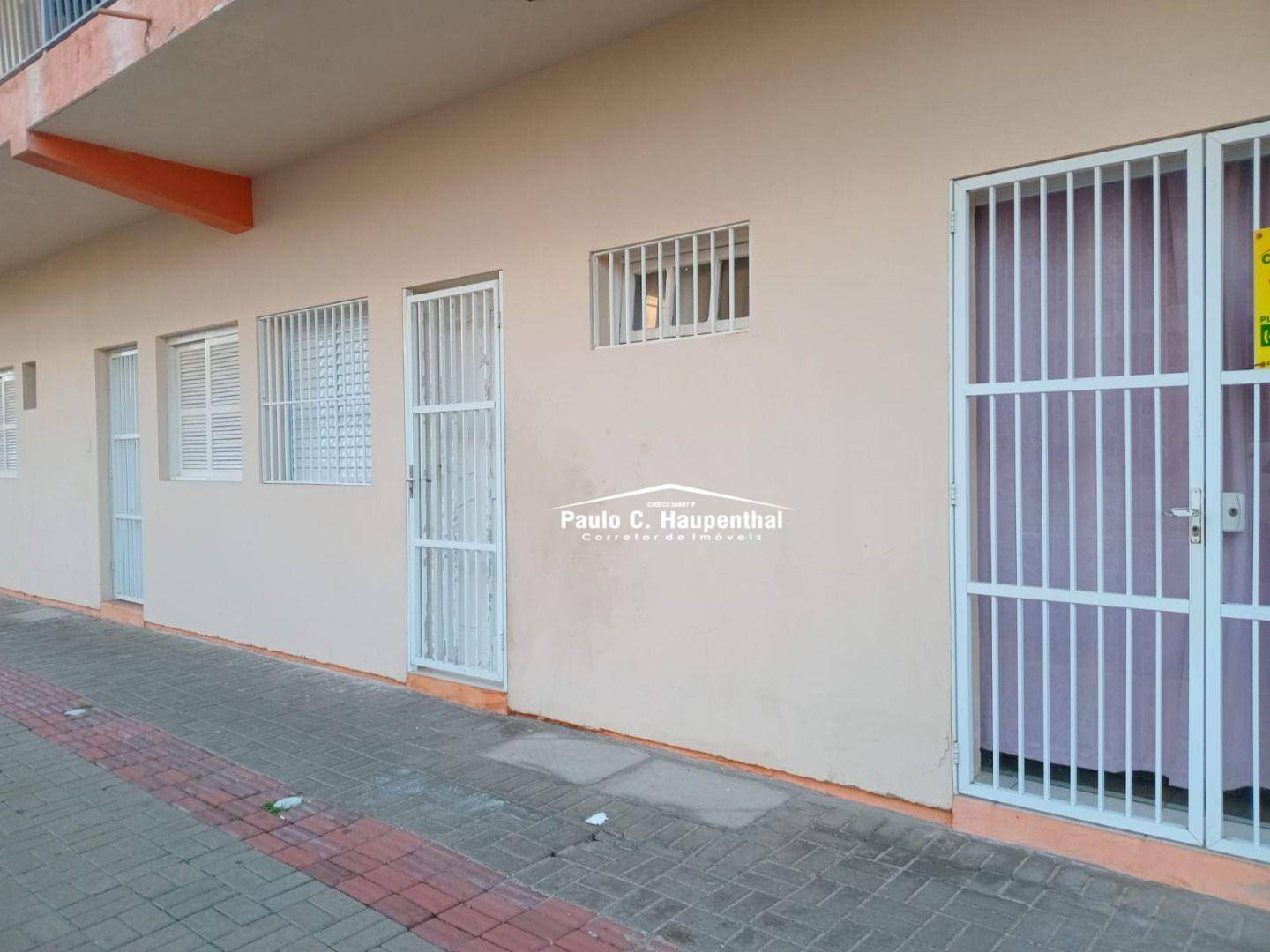 Apartamento para alugar com 3 quartos, 70m² - Foto 1