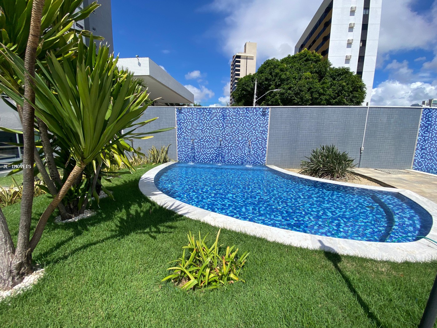 Apartamento para alugar com 3 quartos, 148m² - Foto 29