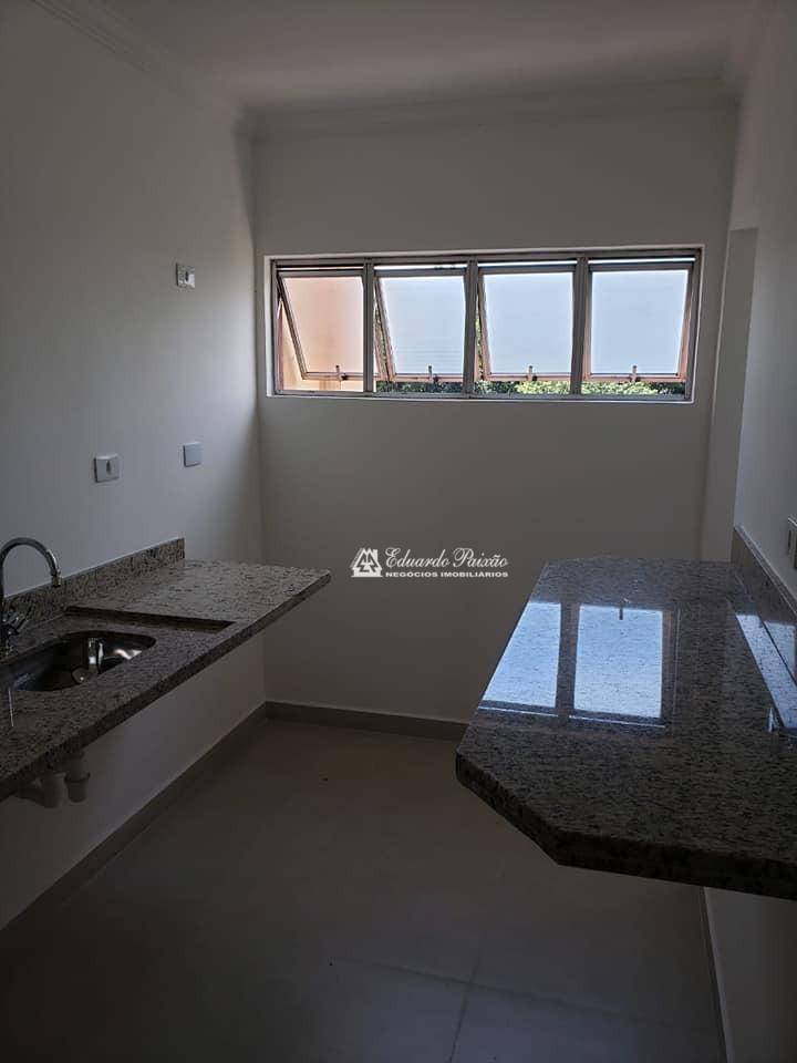 Apartamento à venda com 2 quartos, 64m² - Foto 21