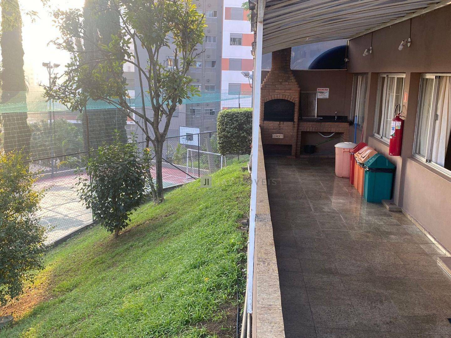 Apartamento à venda com 2 quartos, 60m² - Foto 11