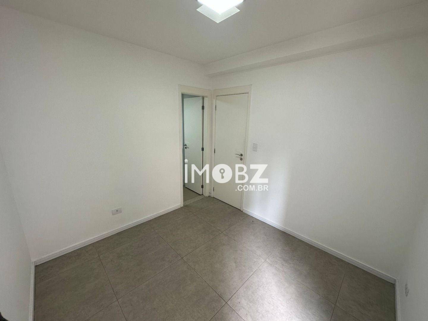 Apartamento à venda com 3 quartos, 120m² - Foto 25