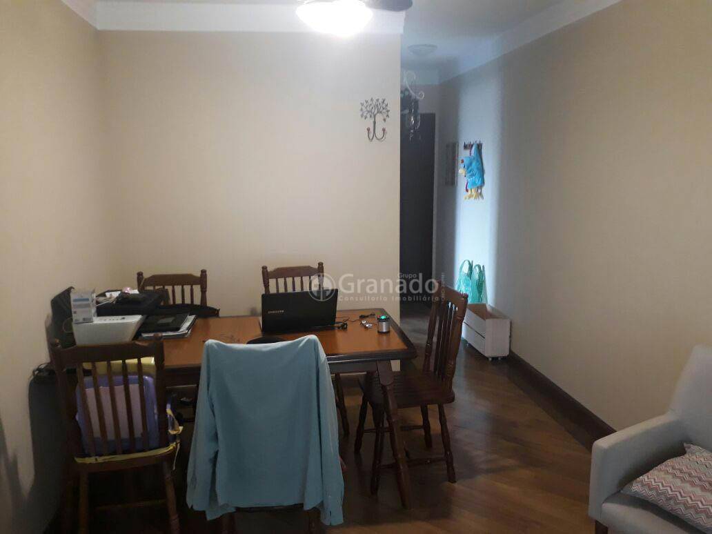 Apartamento à venda com 2 quartos, 64m² - Foto 20